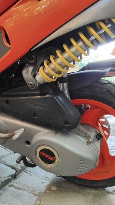 Se vinde motoscuter predator.