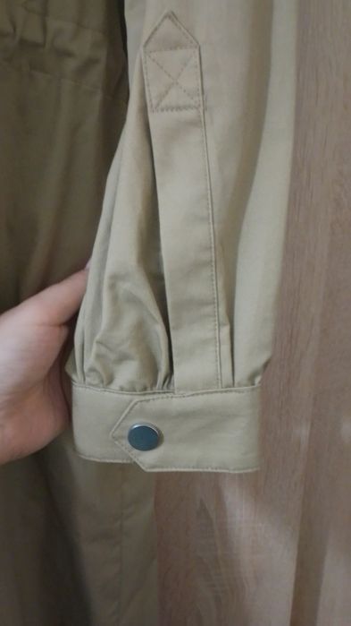 Дълъг дамски шлифер