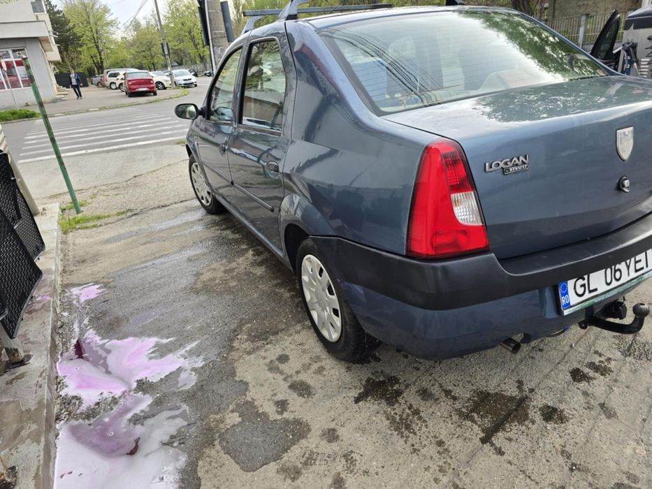 Vând Dacia Logan 1.6 8V MPI