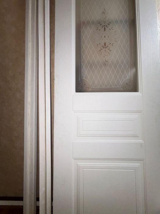 Продается белая, новая дверь