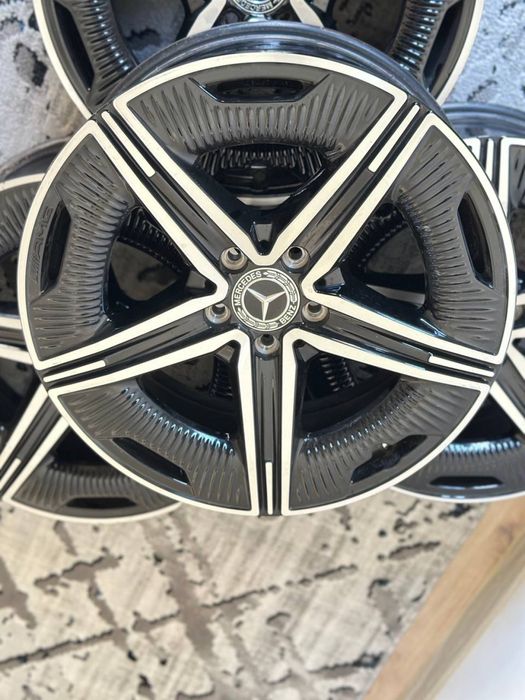 Mercedes EQE 350+ оригинал диска R19
