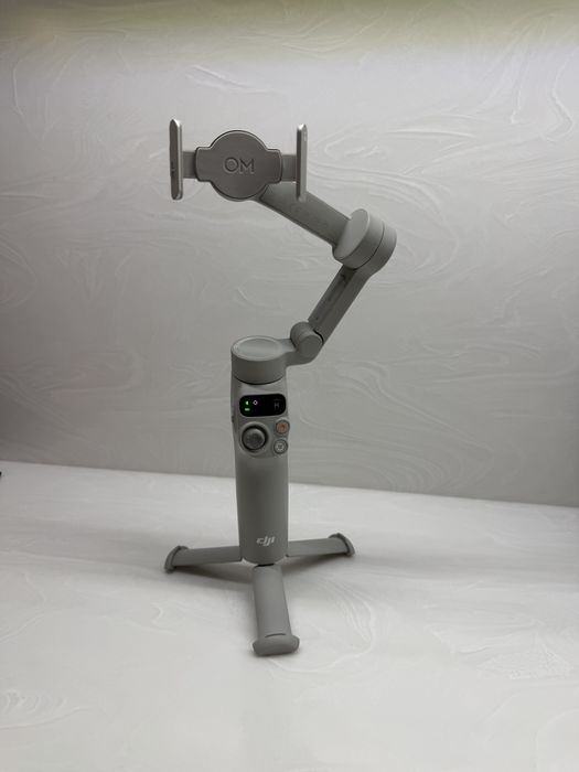 DJI Osmo Mobile 7