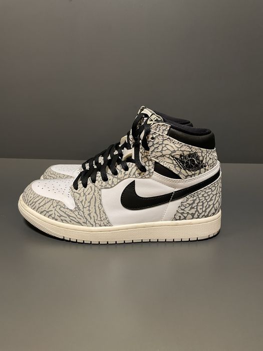 Кроссовки Nike Air Jordan 1