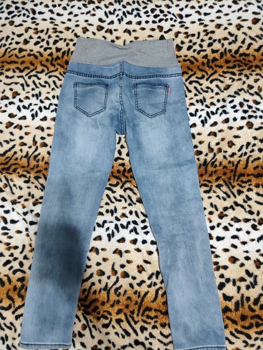 Продам 2 пары джинс для беременных.