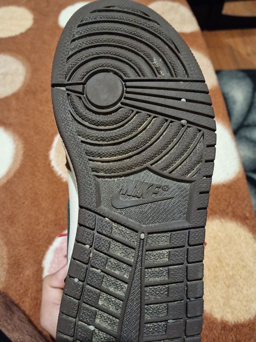 Nike Jordan 1 travis