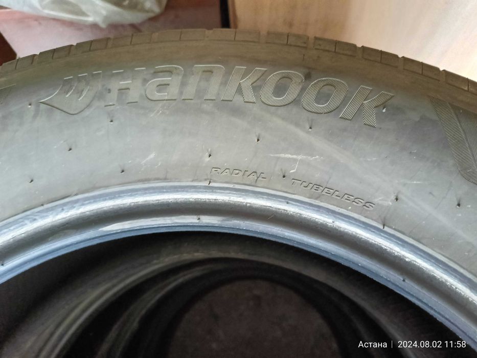 Продам два баллона, шины - резину HANKOOK 275/55ZR20, MADIN IN KOREA