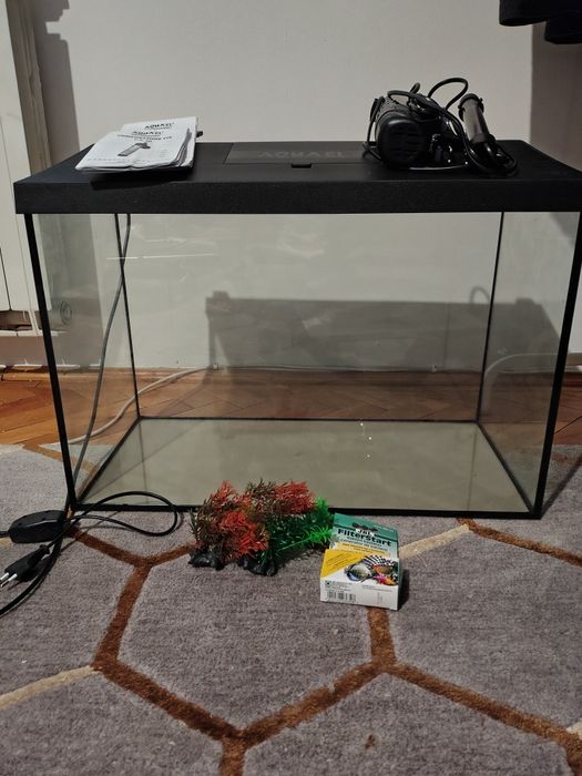 Set Acvariu nou Aquael, 72 l, cu incalzitor, filtru si iluminare