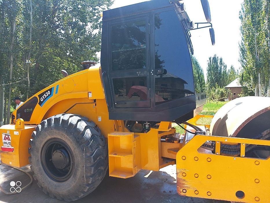 Arenda katok Sinomach 20t