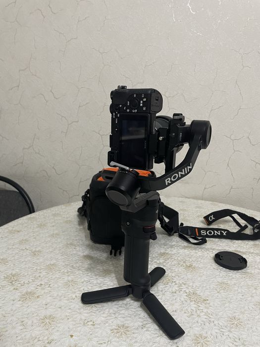 Стабилизатор DJI RS 3 Mini.