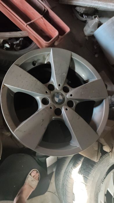 Jenti aluminiu BMW