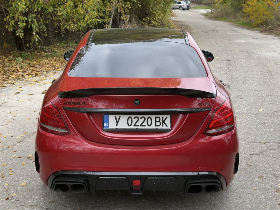 Mercedes-Benz C 400 - Brabus Пакет / Carpay / 64 Цвята Амбиент / Каско