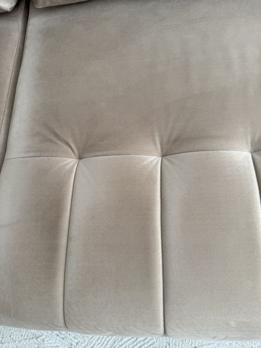 Продам диван для гостиной