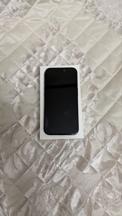 Продам айфон 15 про, цвет черный