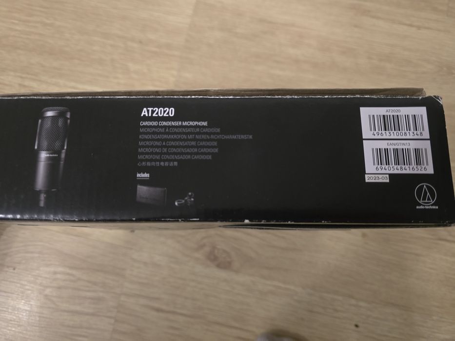 микрофон Audio-Technica AT2020