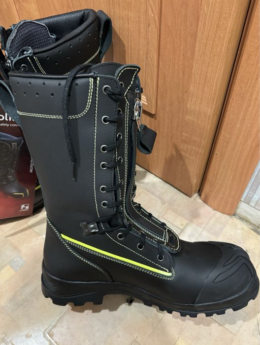 Продам сапоги Holik lukov g2