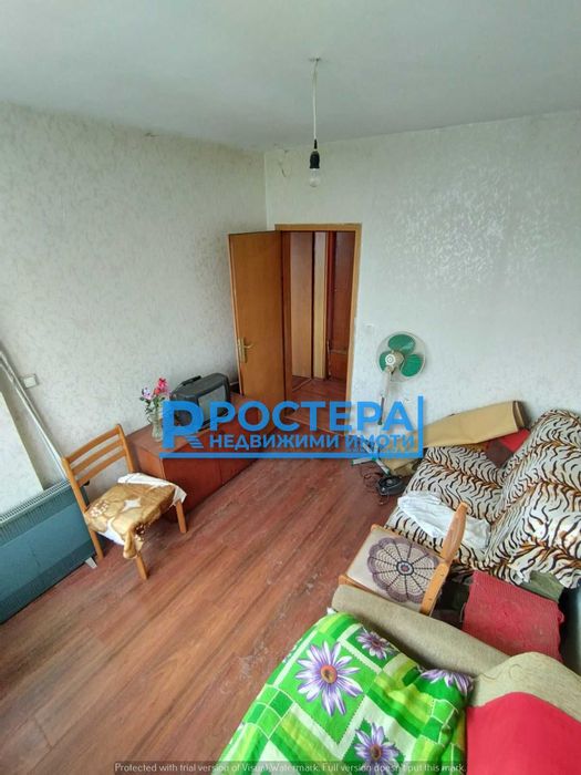 Продава се Тристаен апартамент в Търговище, Вароша - 50 кв.м за 1255 €/кв.м - Снимка #3