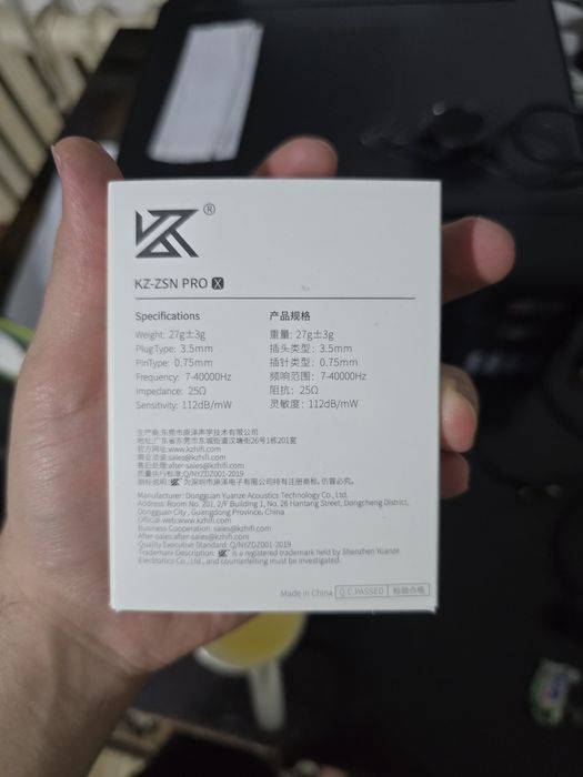 ZSN PRO X наушник