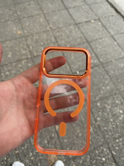 Кейс iphone 17pro max