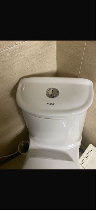 Продам итальянский унитаз