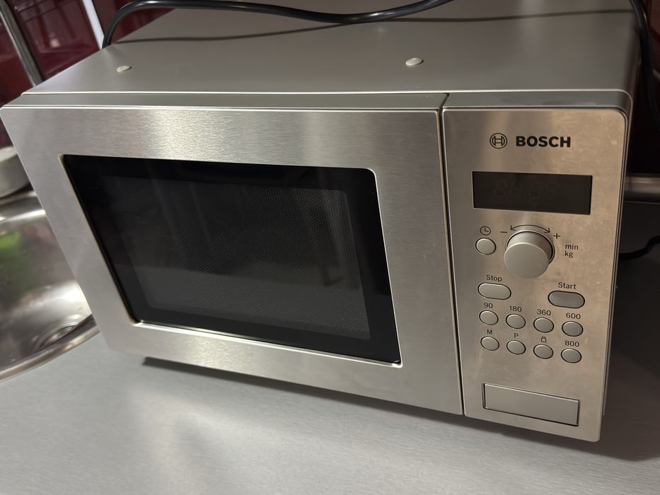 Микровълнова фурна Bosch HMT75M451