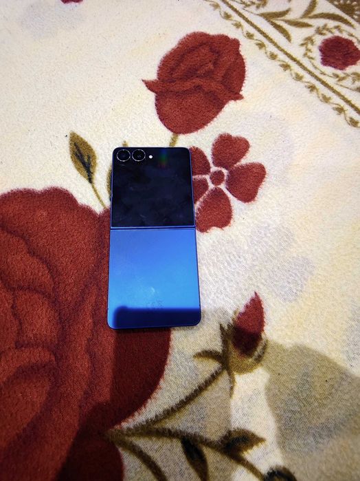 Samsung Galaxy z flip 7 256GB