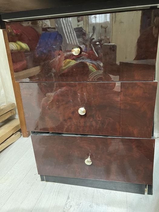 Продается зеркало тумба