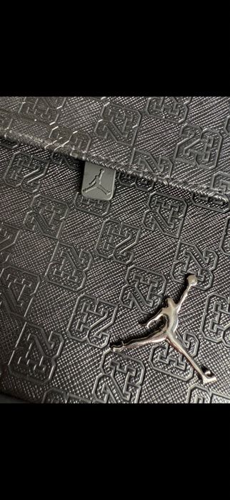 Unisex Чантичка Air Jordan Monogram Crossbody