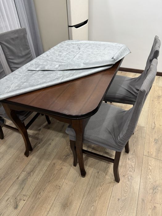 Стол и 6 шт стулья