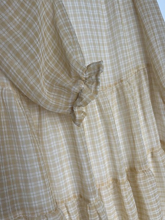 Rochie vaporoasa galbena