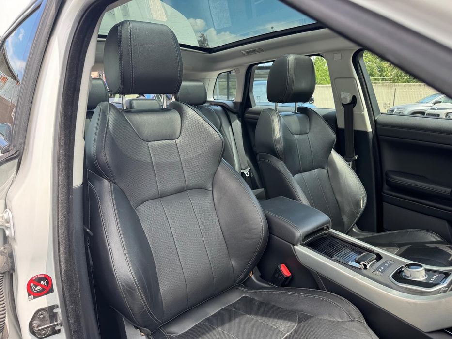 Range Rover Evoque.  R-Dynamic Panoramic Automat. Impecabil