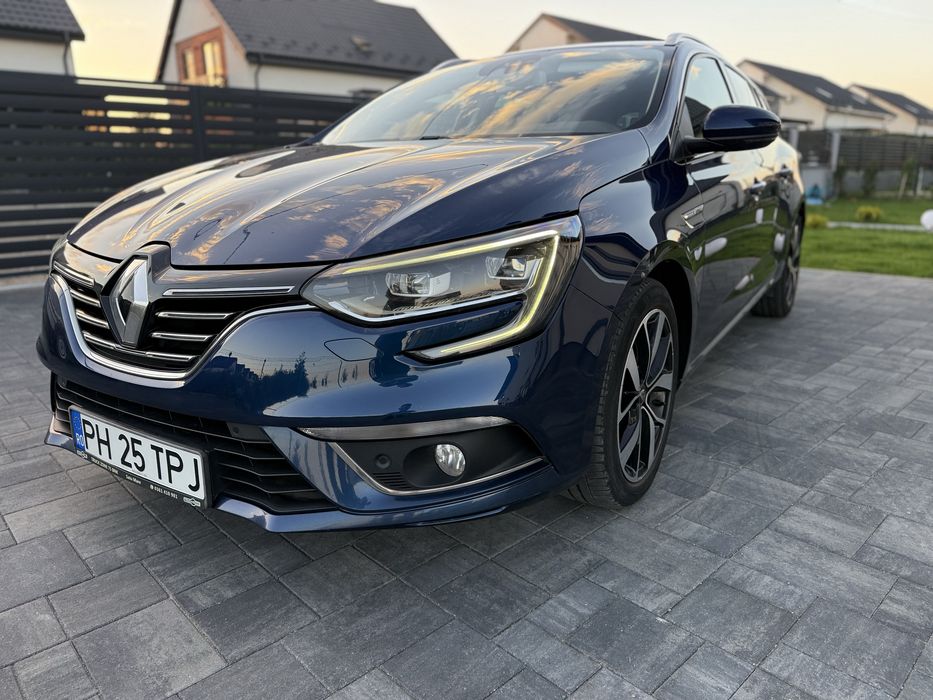 RENAULT Megane