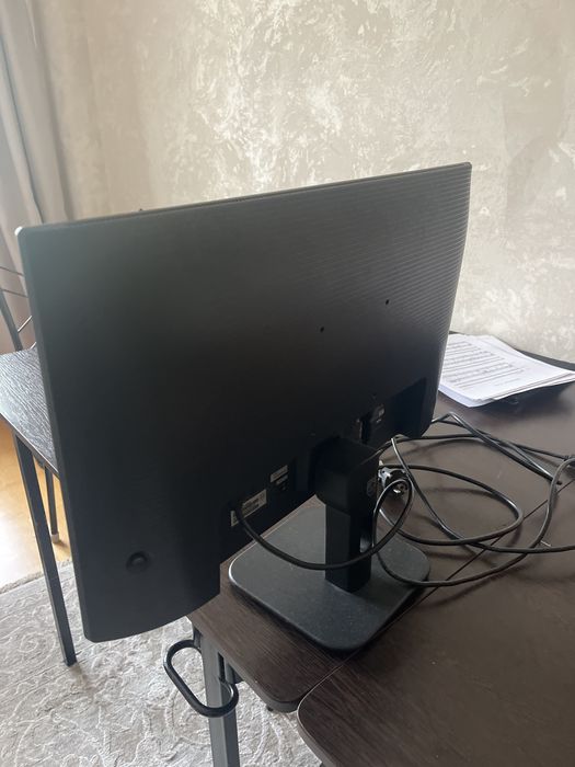 Монитор PHILIPS. 60.5см