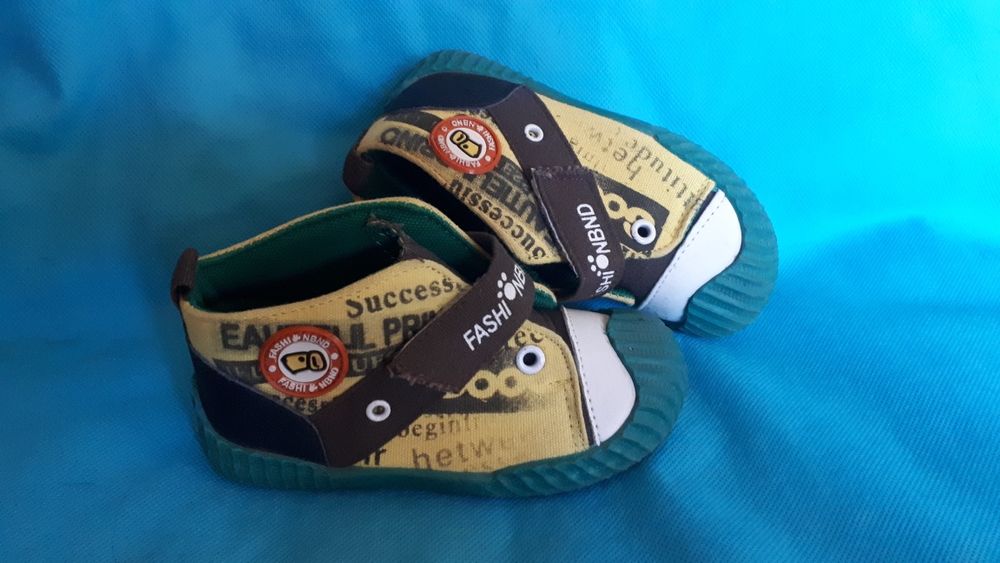 Ботинки кеды для мальчика (на 1-3года)