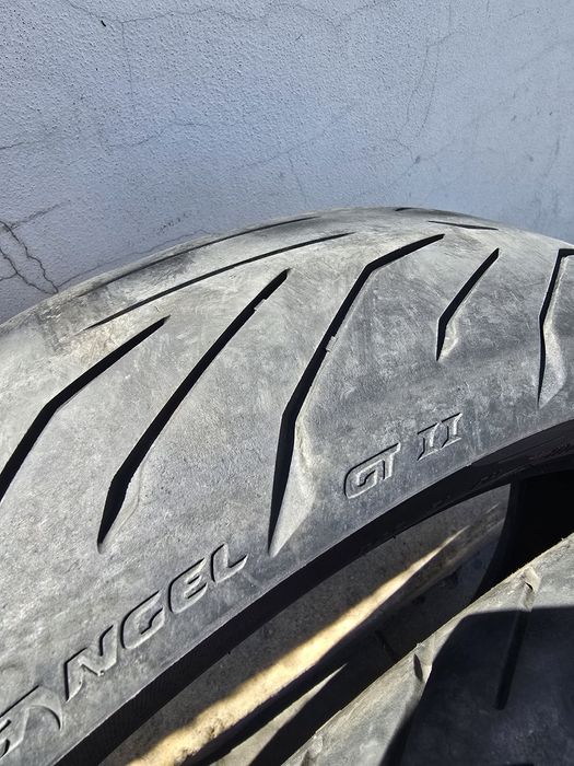 Pirelli Angel GT 2: 160/60/17 DOT 2419, 120/70/17 DOT 0120