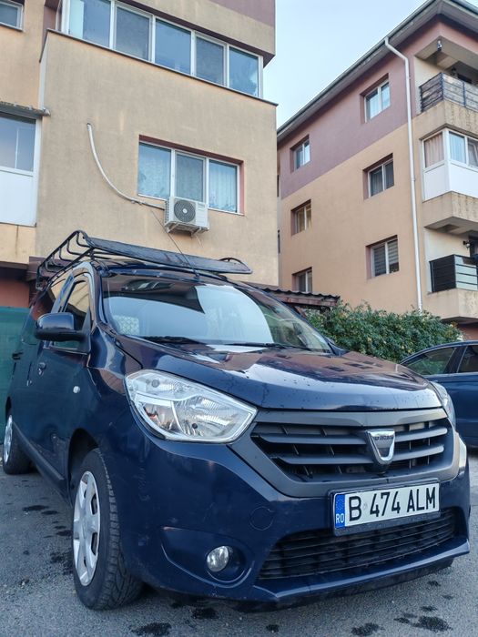 Vând Dacia Dokker