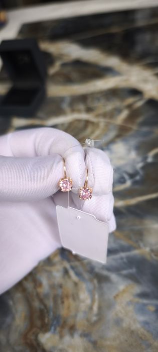 Продам золотые детские серьги 585 Россия
