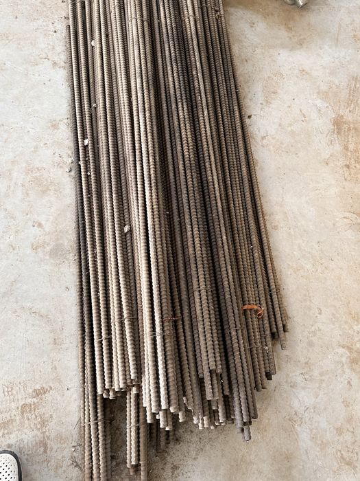 Tije filetante cu piulite 1,5 m