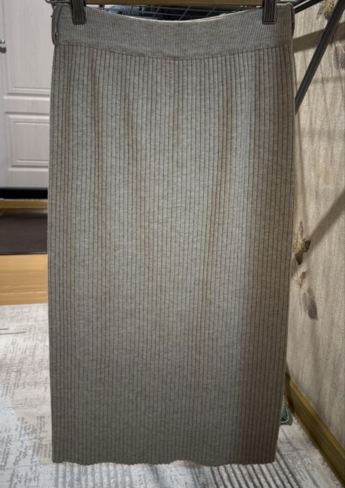 Новая бежевая юбка!