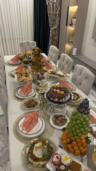 Столы стулья для гостиной