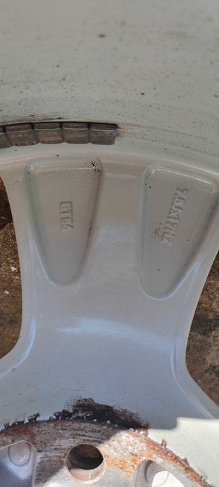 Джанти с гуми от Ауди A3