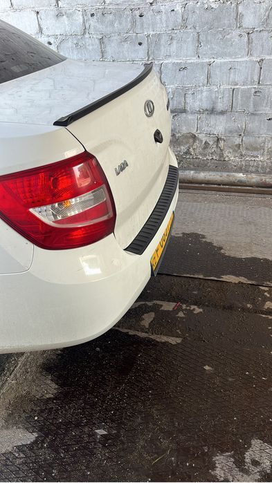 Продам Гранту 2015 года