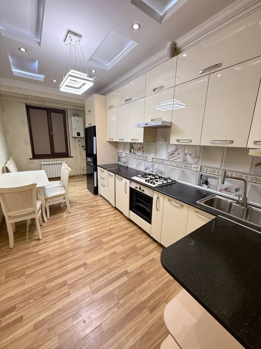 Сотилади!!! Сергели JK "Green House" 3/2/10 евро ремонт. Новастройка.