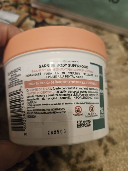 Crema de corp  și crema de mâini