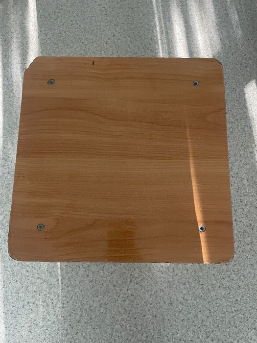 Стульчики деревянные