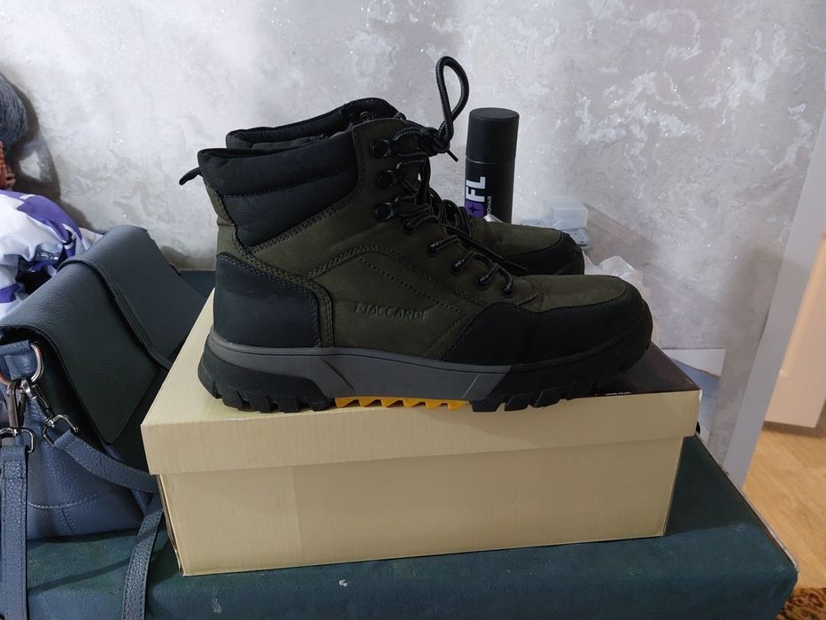 Зимние ботинки 41 р