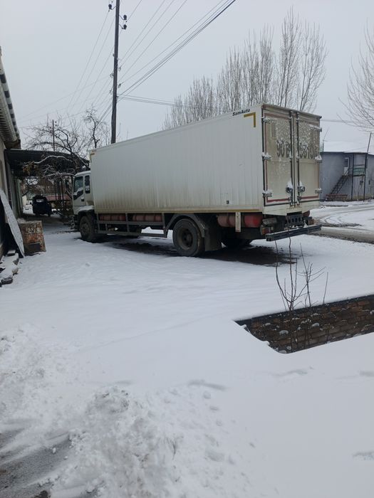 изузий 10тлик сотилади