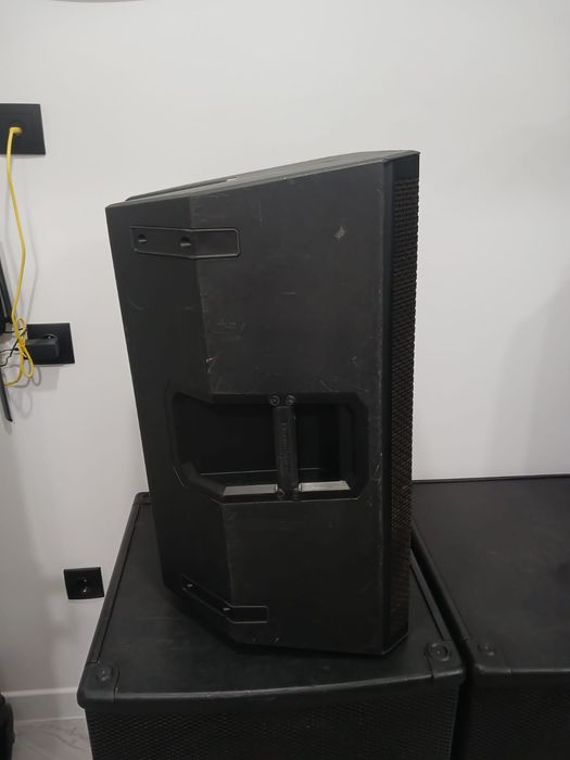 EV ZLX 15 / Музыкальные колонки