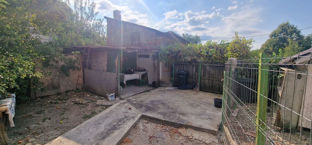 Casa 3 camere cu 1015m² teren