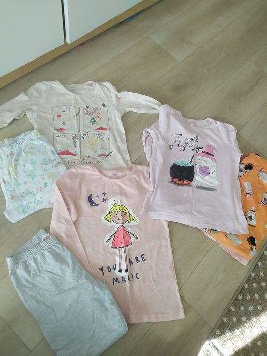 Комплект, екип,грейка и пижами 8-9г 134