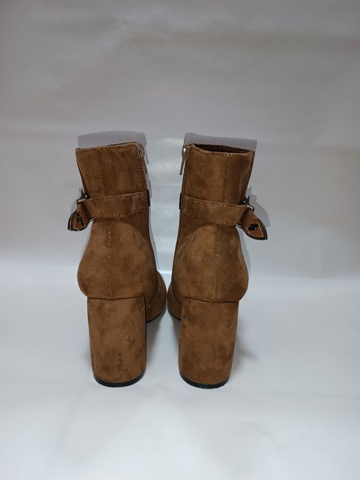 Botine DeeZee, maro, mărimea 37